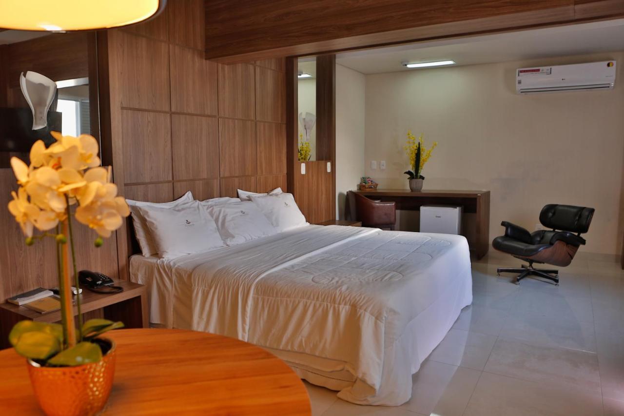 Agulhon Hotel Primavera do Leste Esterno foto
